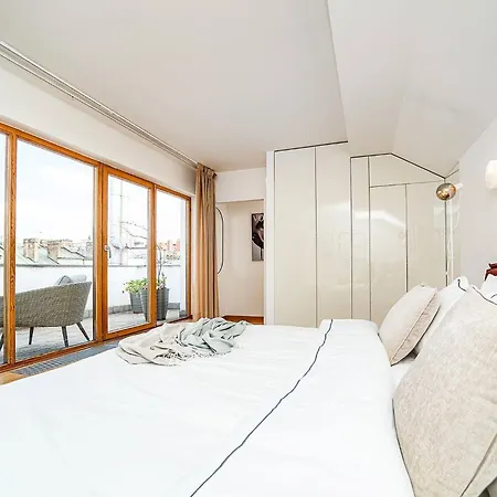 Lavish And Chic Duplex For Families And Couples Lägenhet *