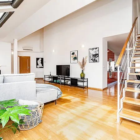 Lägenhet Lavish And Chic Duplex For Families And Couples Prag