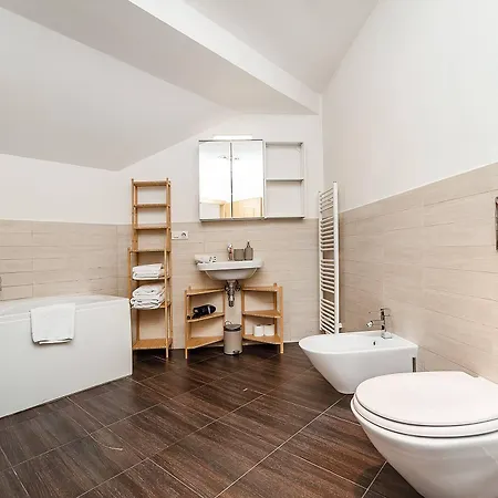 Lavish And Chic Duplex For Families And Couples Lägenhet *
