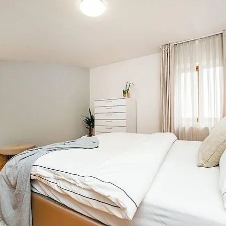 Lavish And Chic Duplex For Families And Couples 公寓 布拉格